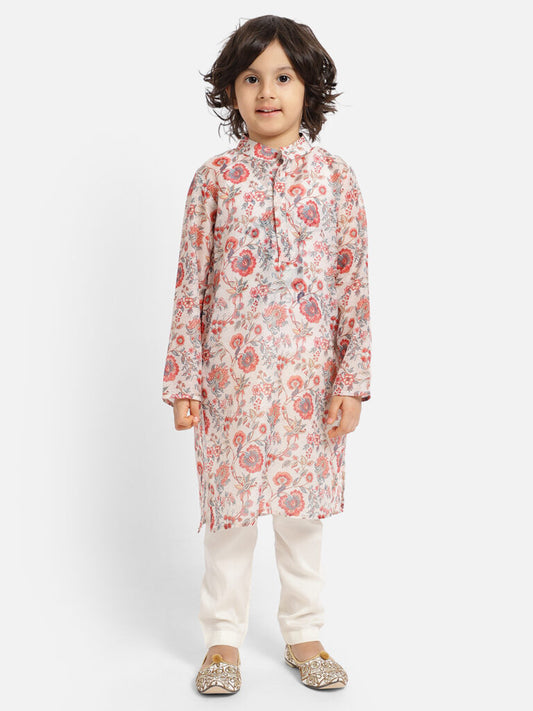 Off White Kurta Payjama Set Enhance With Floral Print