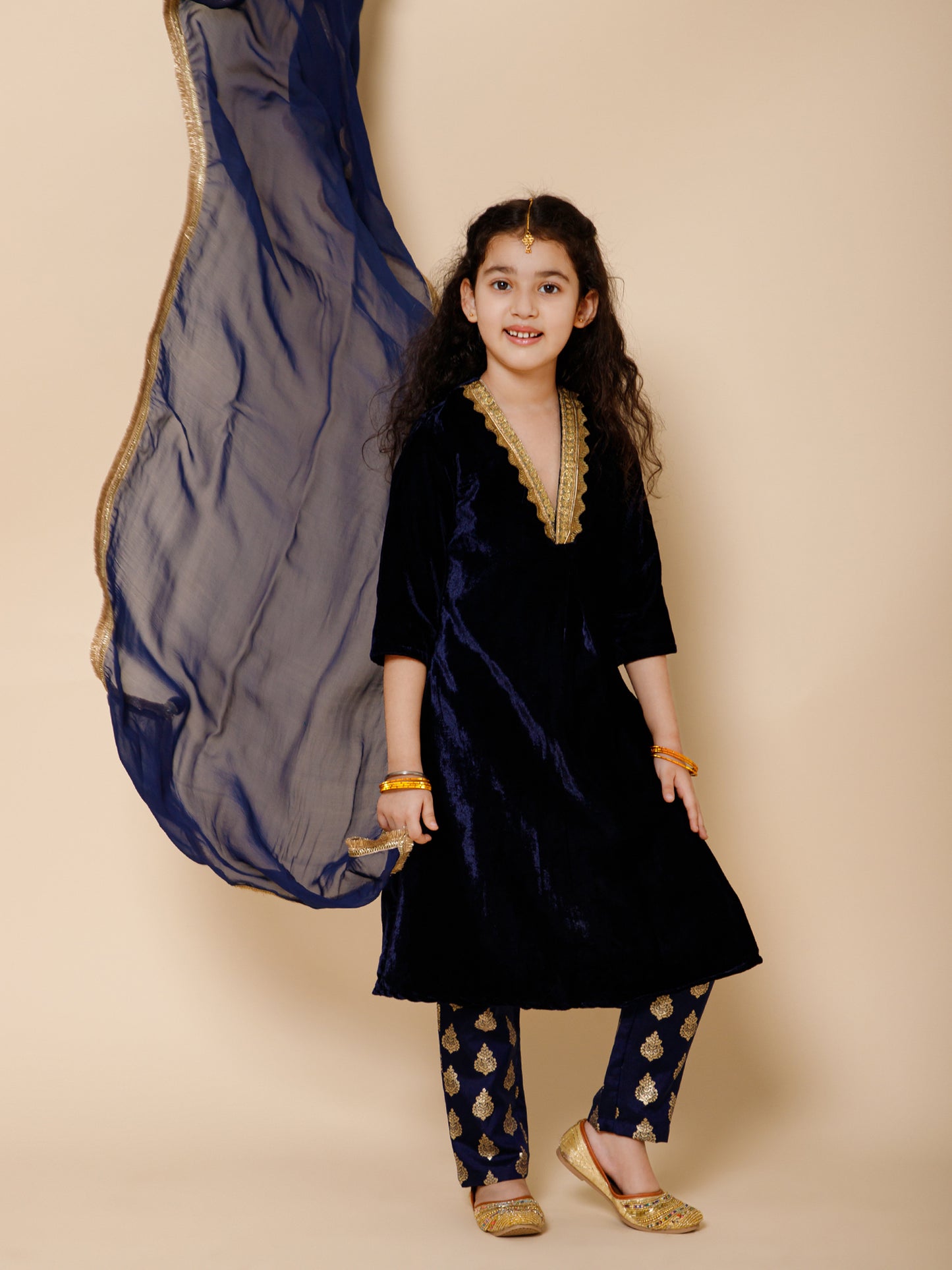 Piccolo-Velvet Kurta, Brocade Pants With Organza Duppatta-Navy Blue